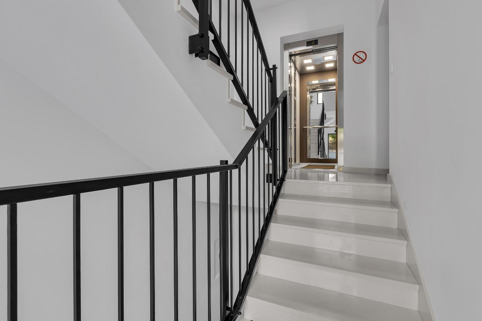 Balmis House A Apartment