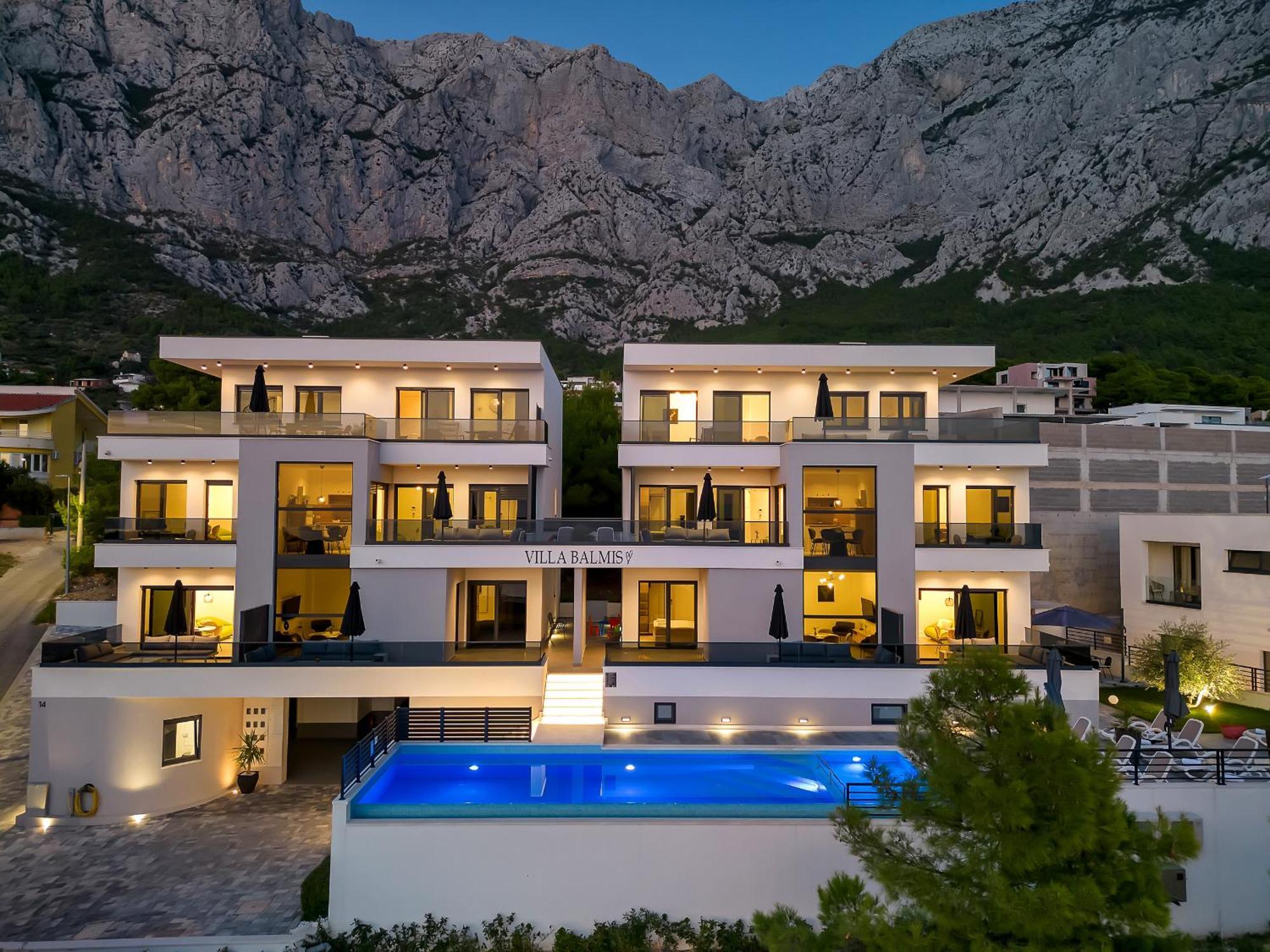 Apartment Balmis House A